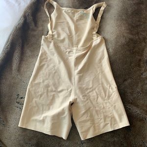 Maremma recovery suit